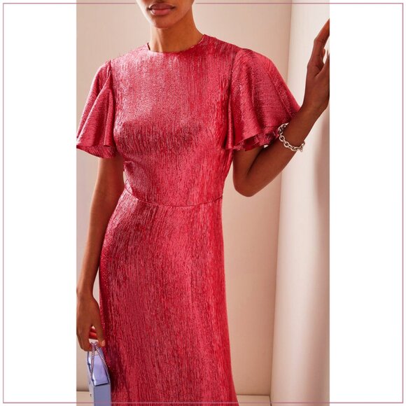 The Vampire’s Wife $4990 Light Sleeper Gown in Metallic Ruby - Picture 14 of 14